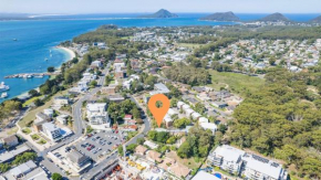 Sunset Towers, 1-25 Donald St- in the heart of town with Wi-Fi and Air Con